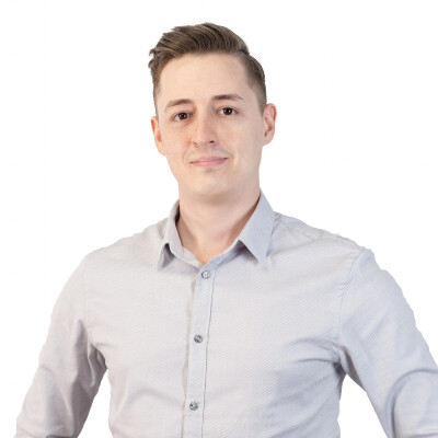 Damian zoekt een Appartement / Studio in Antwerpen