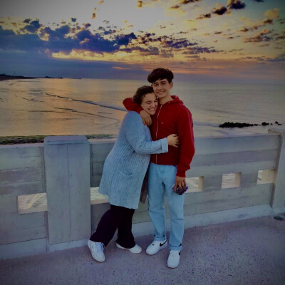 Haroon  zoekt een Appartement / Studio in Antwerpen