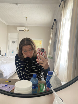 Fleur  zoekt een Studio in Antwerpen
