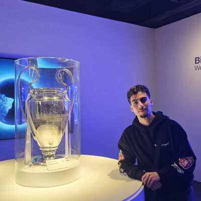 Mohamed zoekt een Kamer / Appartement / Studio in Antwerpen