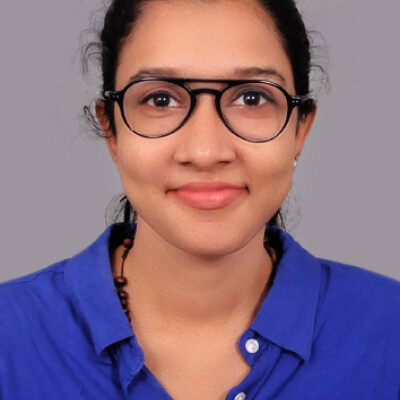 Sharon zoekt een Kamer / Appartement / Studio in Antwerpen